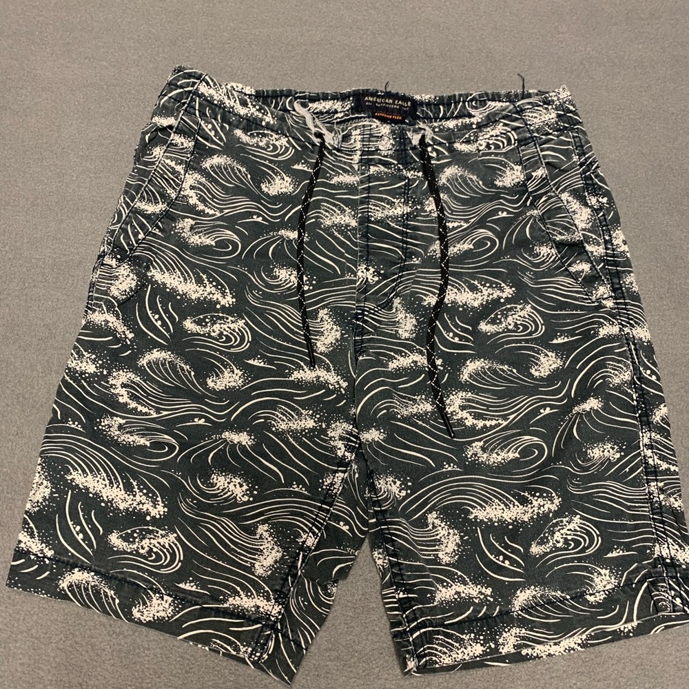 American Eagle outfitters board shorts men’s small elastic waist - Picture 1 of 11